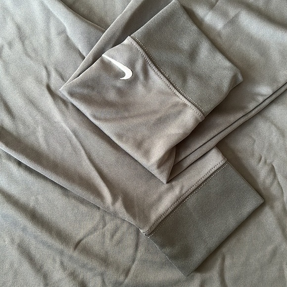 Nike Golf Long Sleeve Portland Trailblazers Shirt - Picture 3 of 5